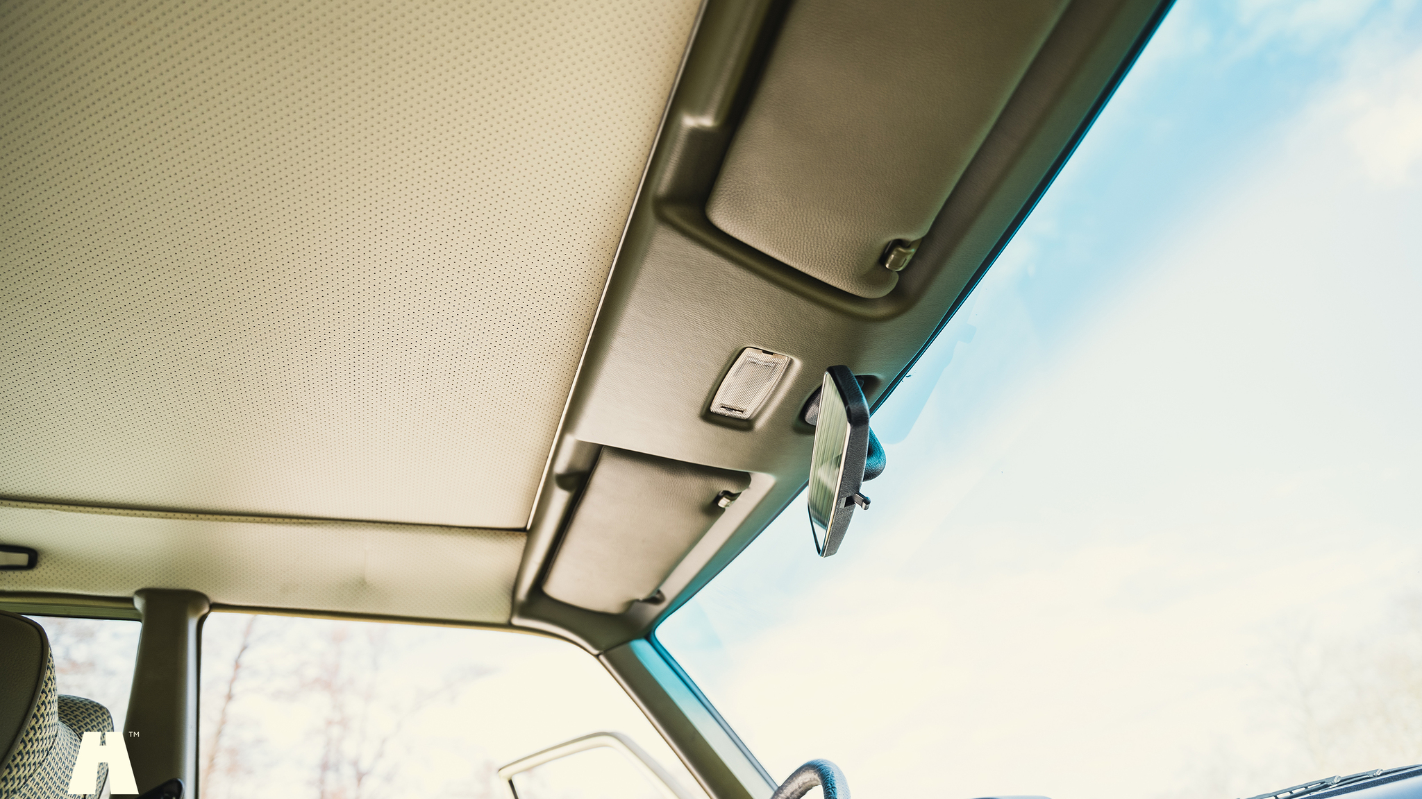 Interiörbild 1979 Mercedes Benz 230
