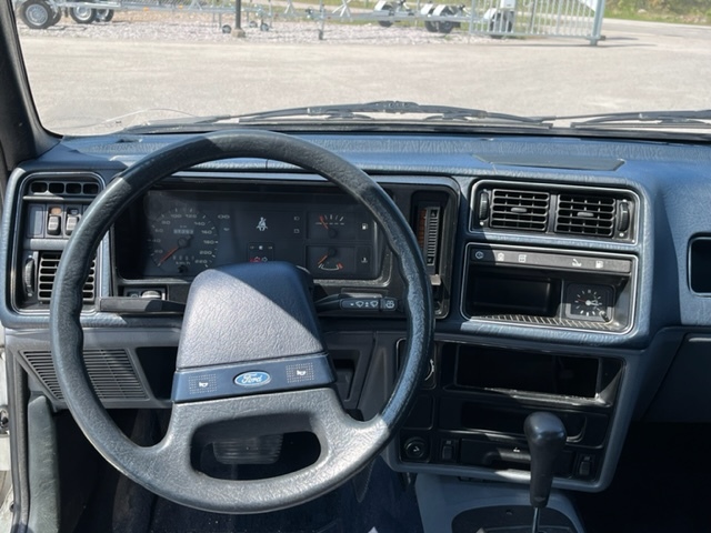 Interior image of 1983 Ford Sierra