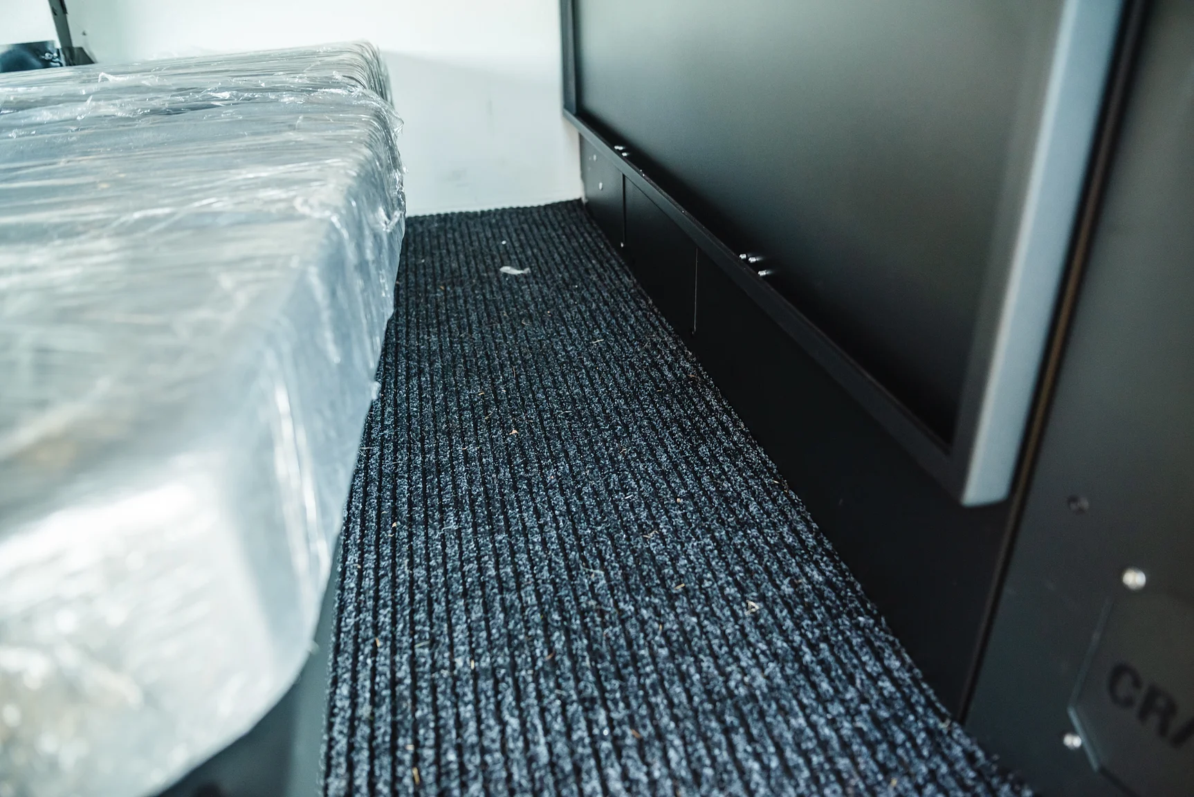 Interior image of 2020 Northea Camper Expedition Volkswagen Amarok (60)