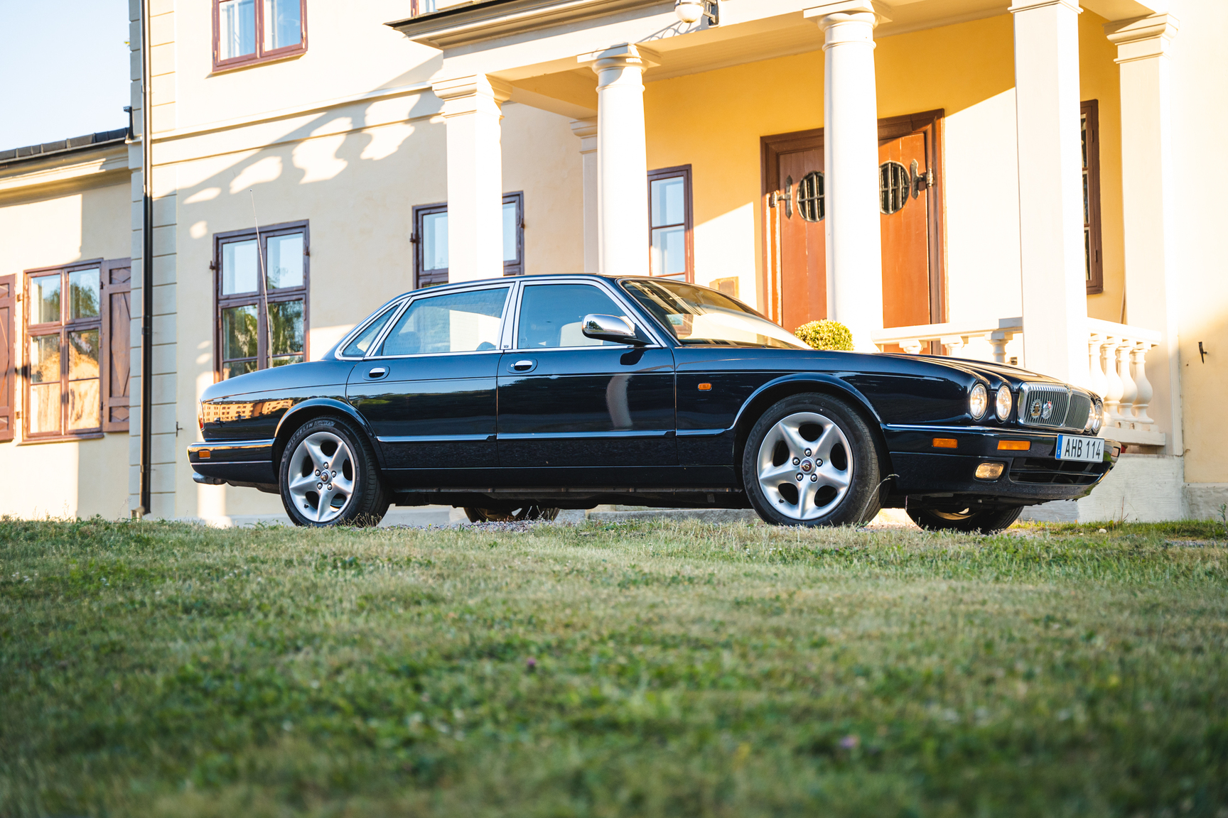 Exterior image of 1995 Jaguar XJ Double SIX