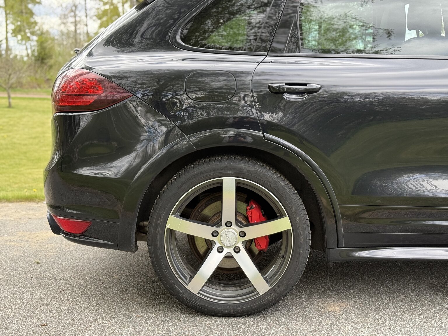 Exterior image of 2013 Porsche Cayenne GTS