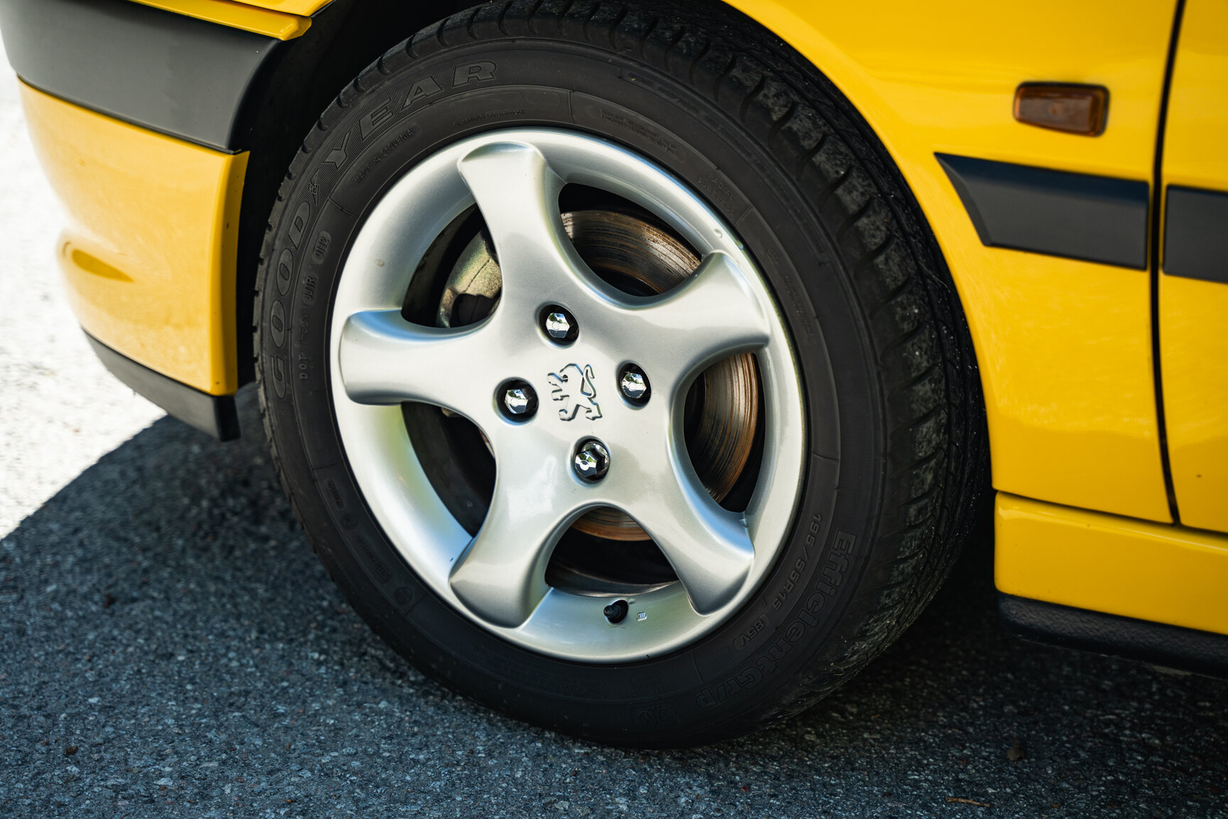 Exterior image of 1997 Peugeot 306 Cabriolet (34)