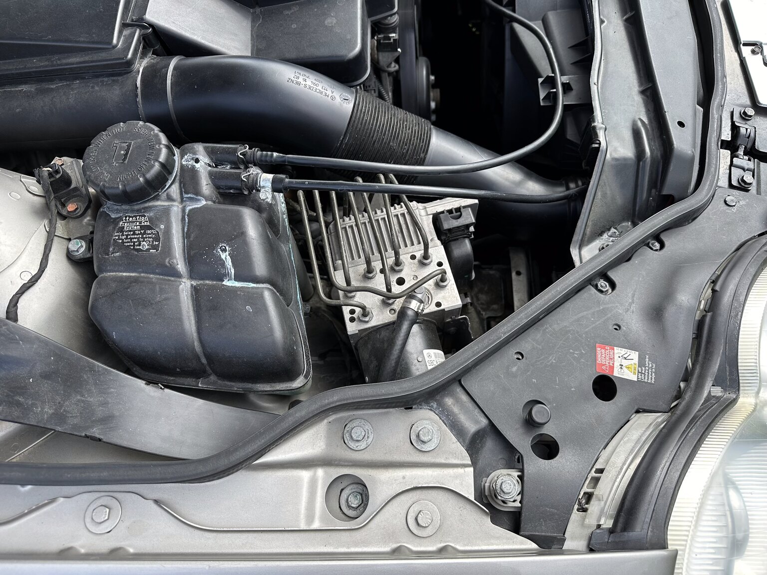 Image of 2003 Mercedes Benz SL 500 mechanics