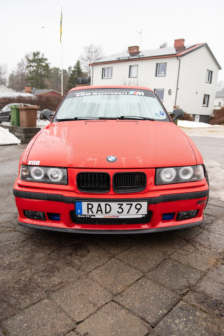 Exteriörbild på 1992 BMW 325i Turbo (23)