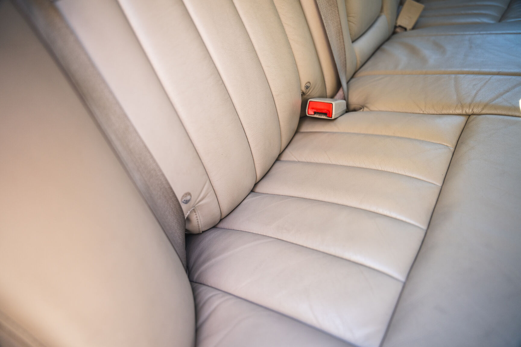 Interior image of 2003 Lincoln Town Car