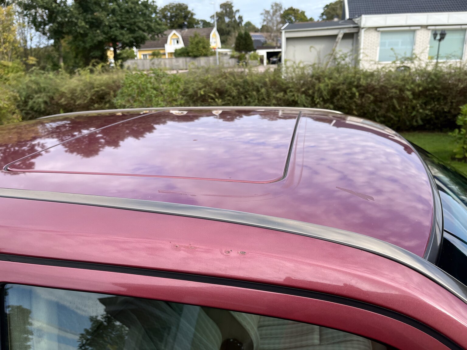 Exterior image of 1990 Mercedes-Benz 230 E