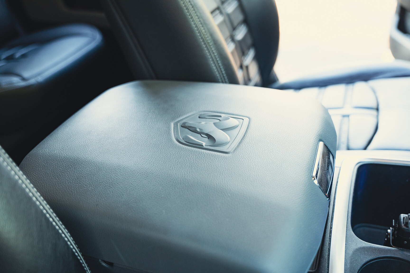 Innenraumfoto von 2017 Dodge Ram 1500 AEV (12)