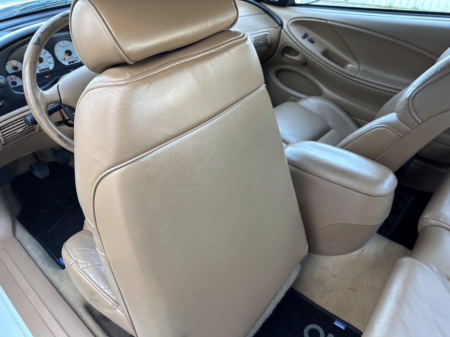Interior image of 1997 Ford Mustang Saleen S-281 Cobra