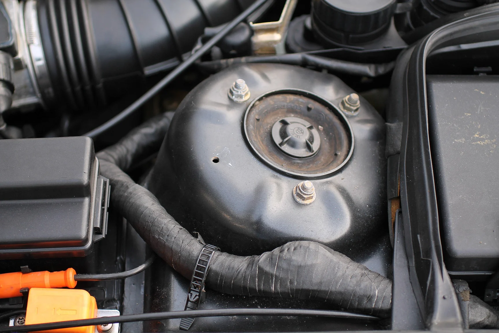 Image of 1993 BMW E34 M5 Touring  mechanics (6)