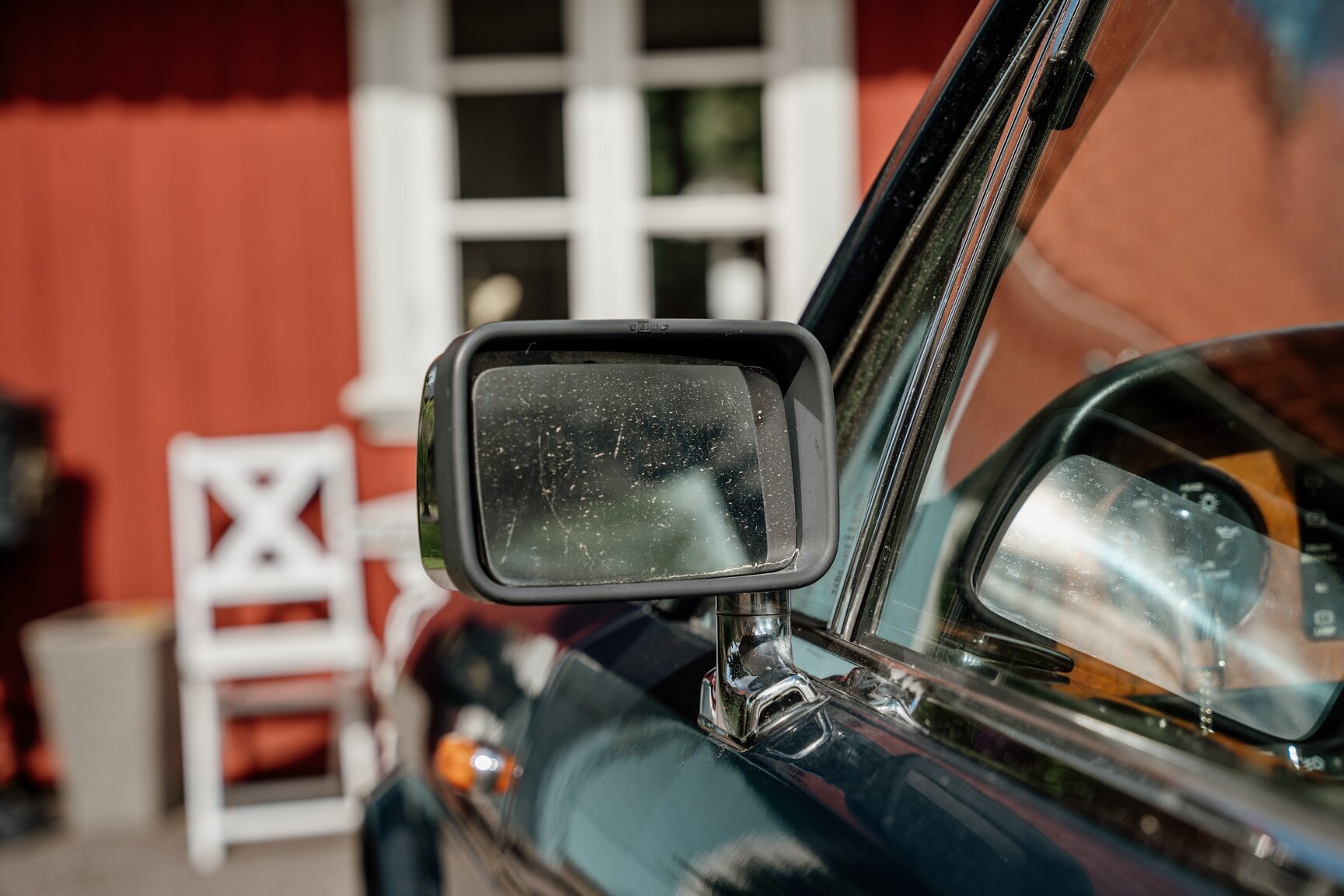 Exterior image of 1982 Rolls Royce Silver Spirit