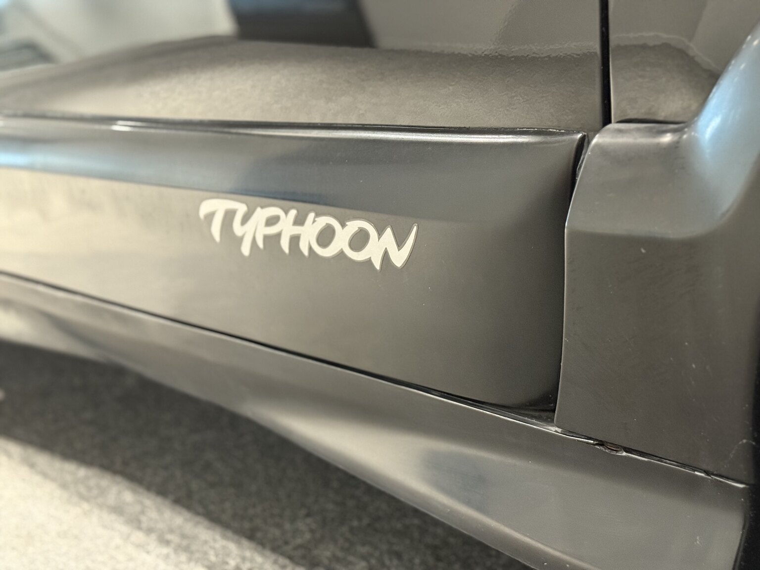 Exterior image of 1992 GMC Typhoon 