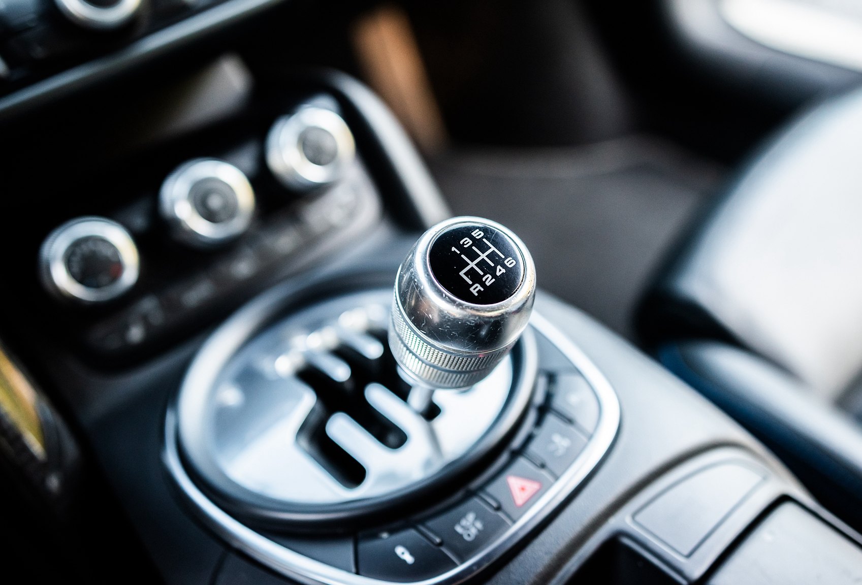 Interior image of 2008 Audi R8 4.2 V8 Turbo Manuell