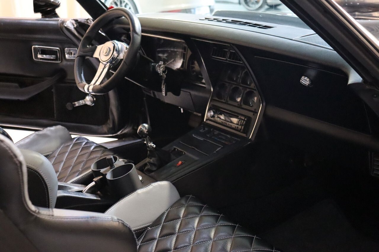 Interior image of 1975 Chevrolet Corvette Stingray 