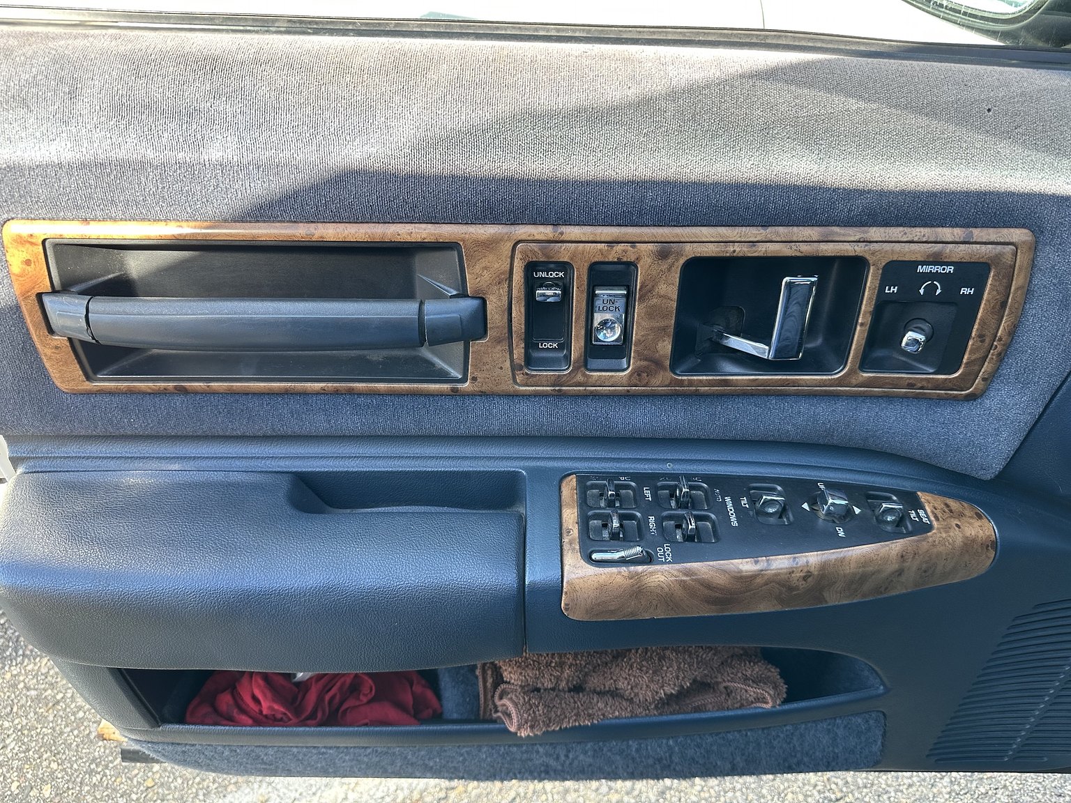 Interior image of 1993 Chevrolet Caprice Classic Wagon 5.7 V8 
