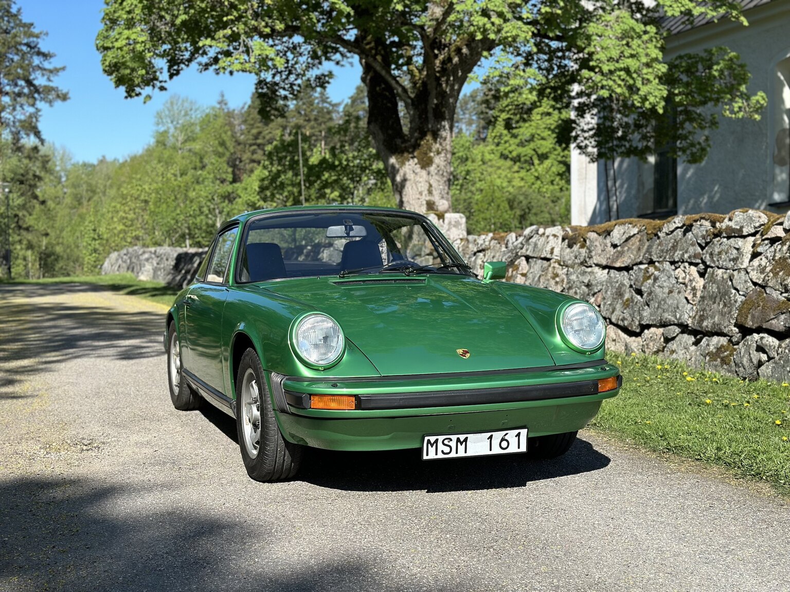 Aussenfoto 1975 Porsche 911
