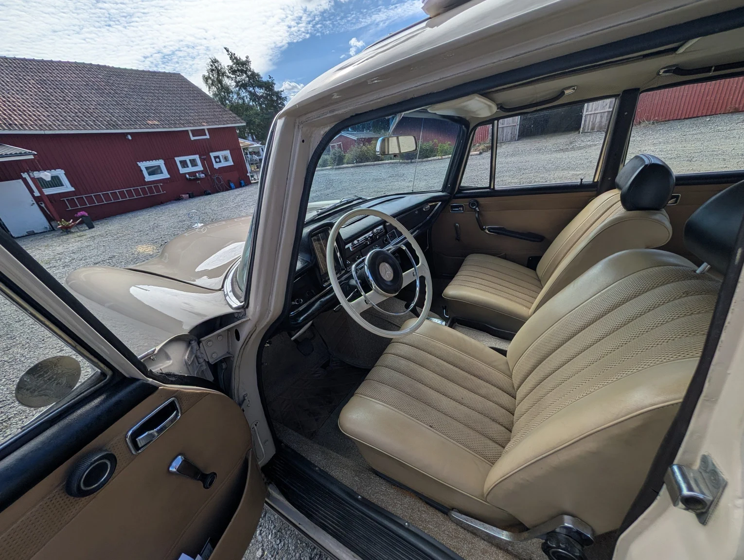 Interiörbild 1964 Mercedes-Benz 220 Sb (1)