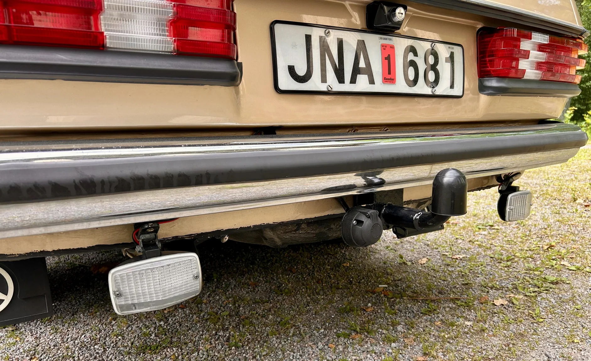 Aussenfoto 1976 Mercedes-Benz 300 D (23)