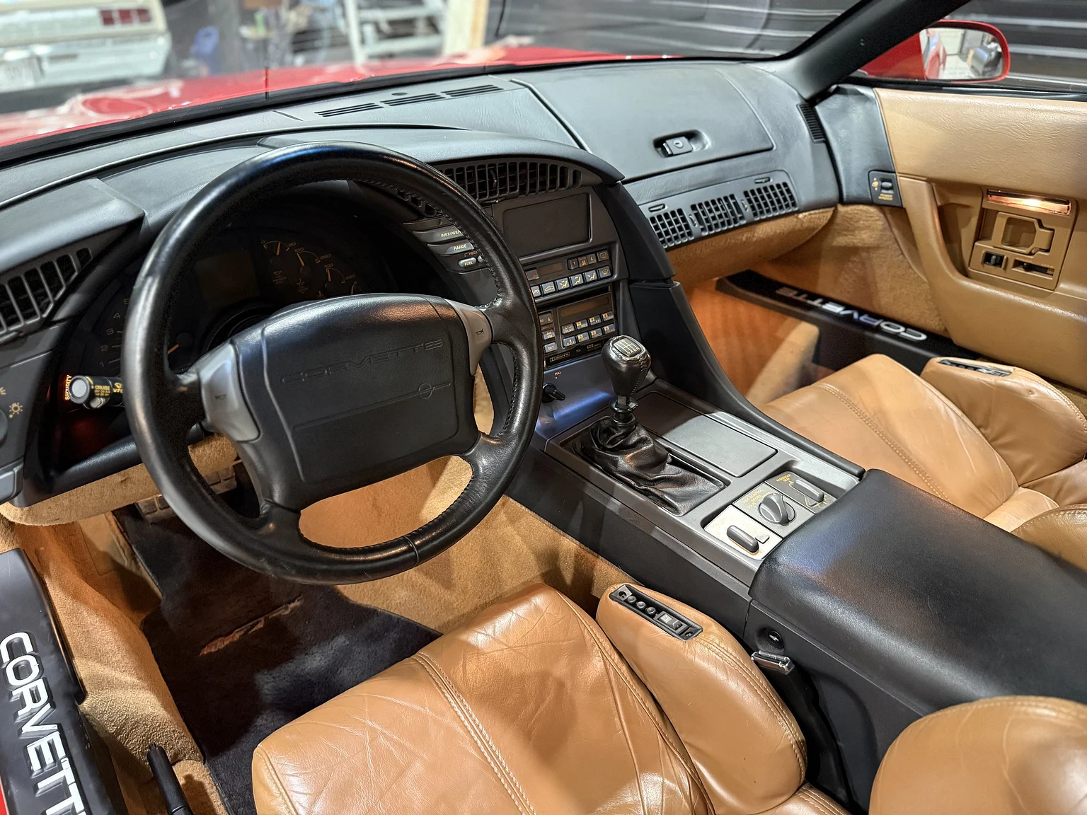 Innenraumfoto von 1990 Chevrolet Corvette ZR-1 (39)