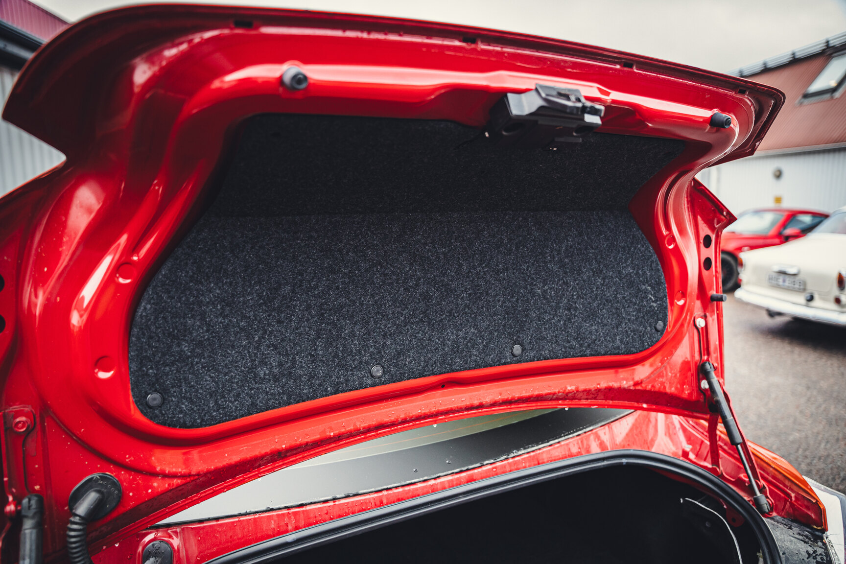 Innenraumfoto von 2015 Toyota GT86 TRD-edition - Ett sista race