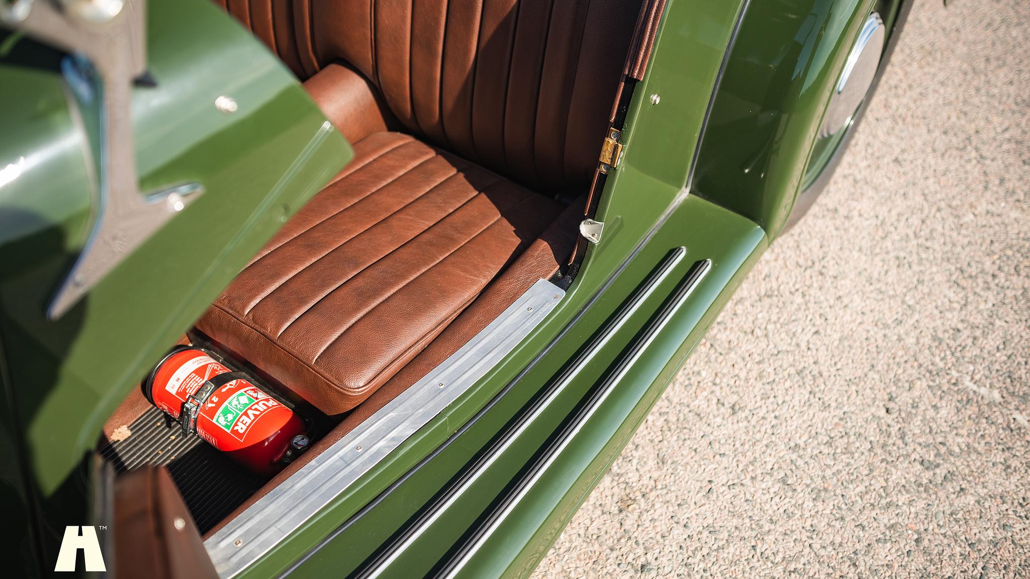 Interiörbild 1951 Morgan Plus 4 (8)