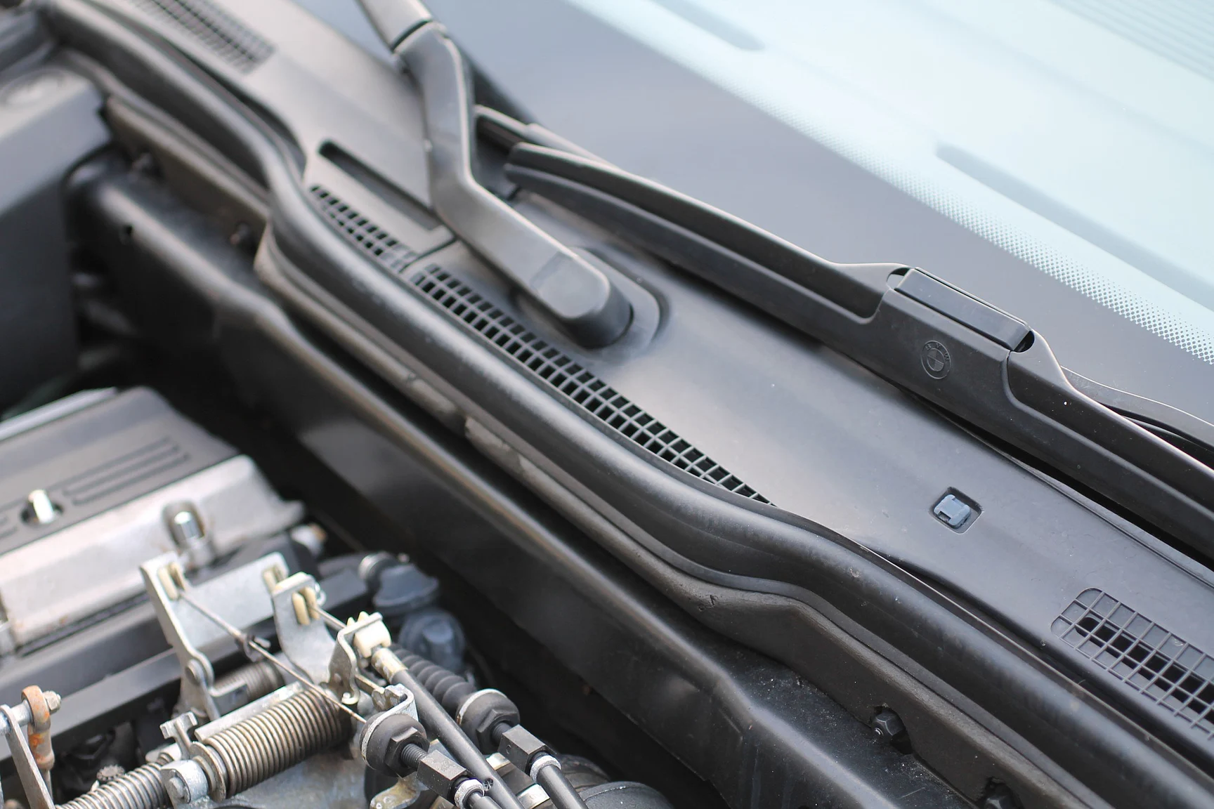 Image of 1993 BMW E34 M5 Touring  mechanics (20)