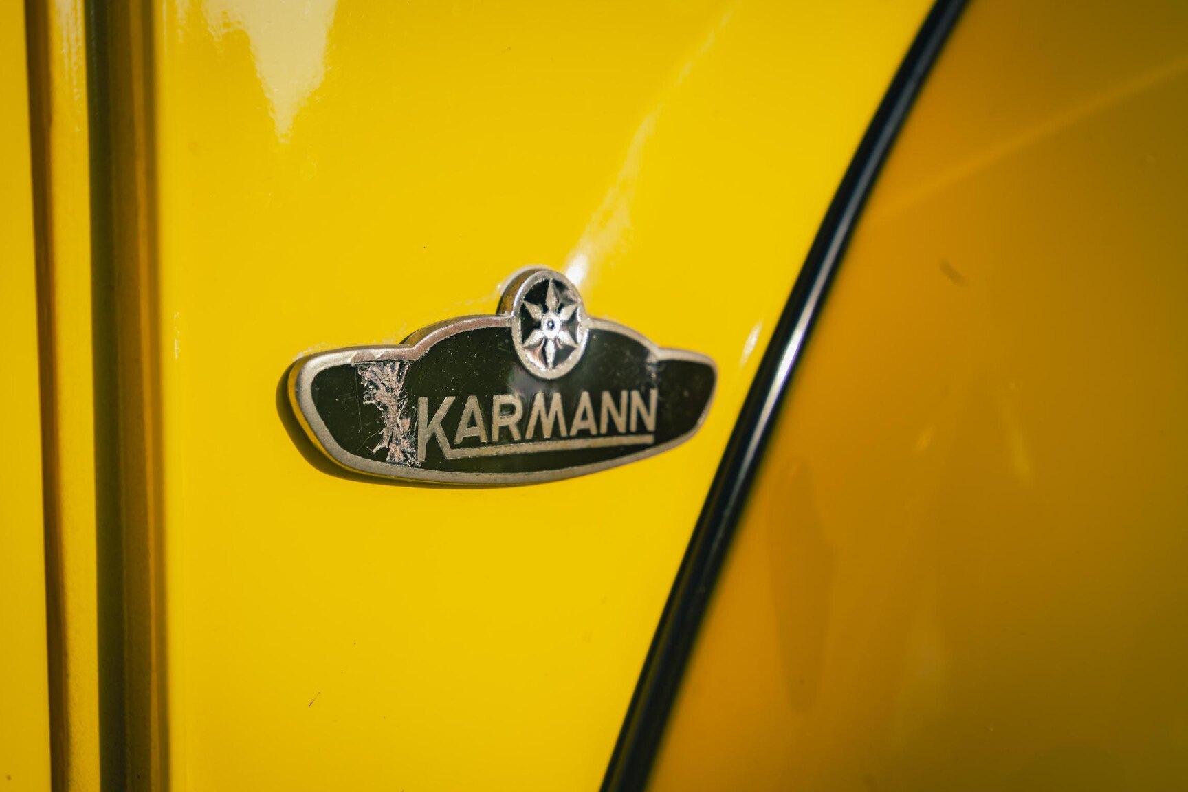 Aussenfoto 1973 Volkswagen Bubbla Karmann 1303 LS (9)