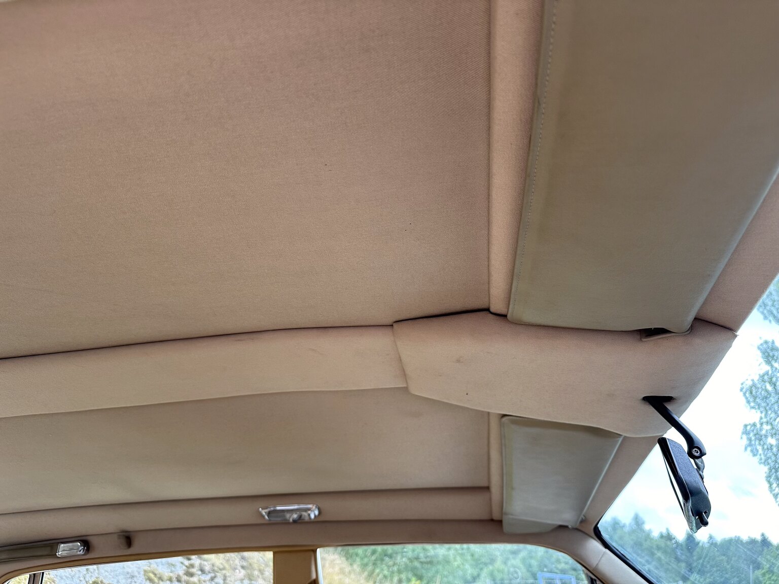 Interior image of 1982  Rolls Royce Silver Spirit