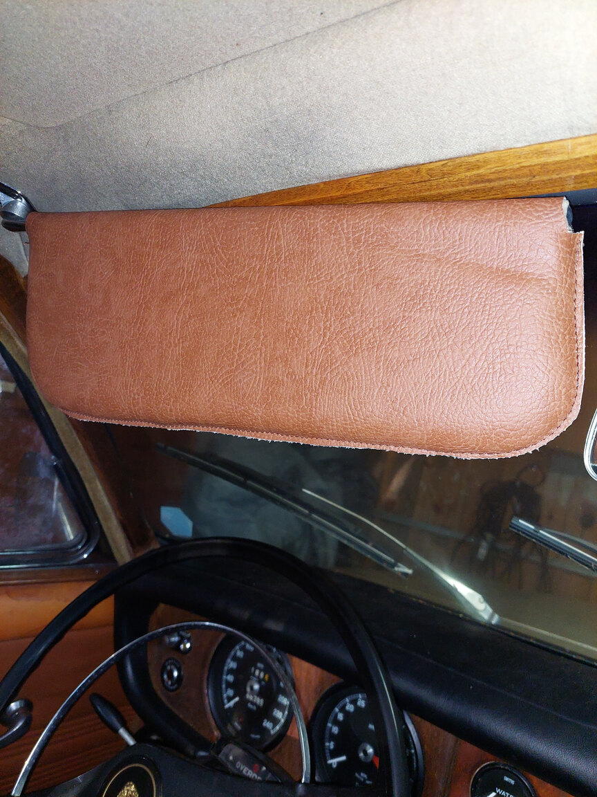 Interior image of 1968 Jaguar 420 4.2 XK Manuell 