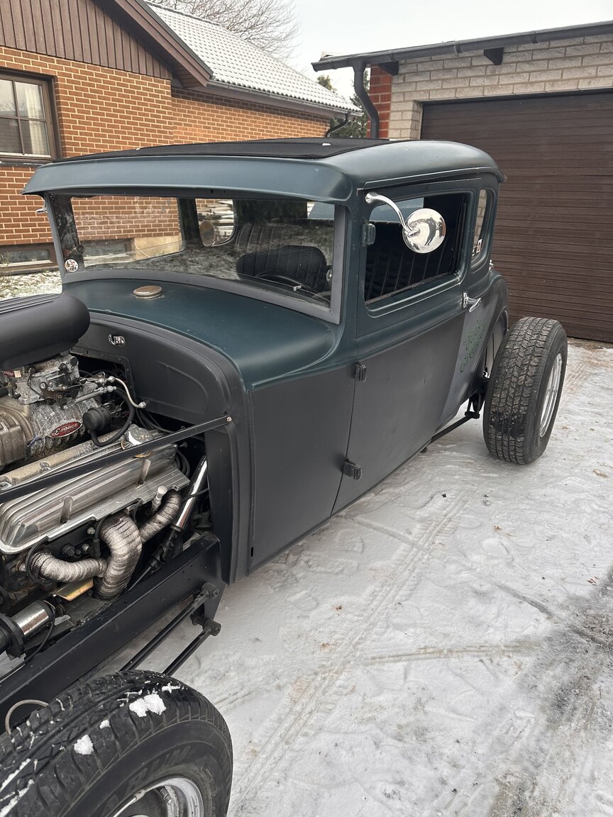 Exterior image of 1929 Ford A "HotRod"