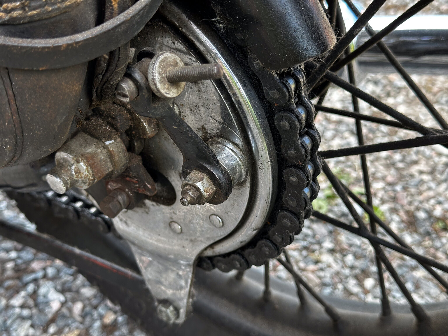 Image of 1943 BSA 500 mechanics