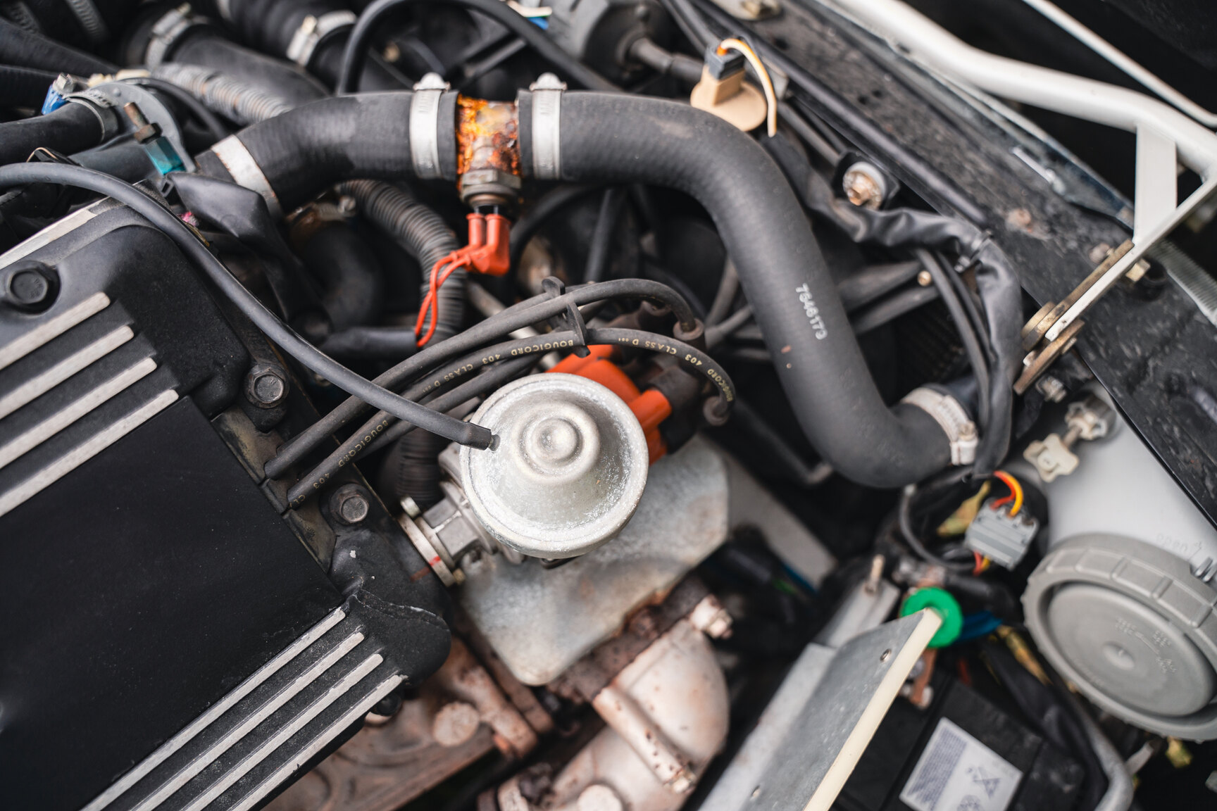 Image of 1987 Saab 900 Turbo Convertible mechanics