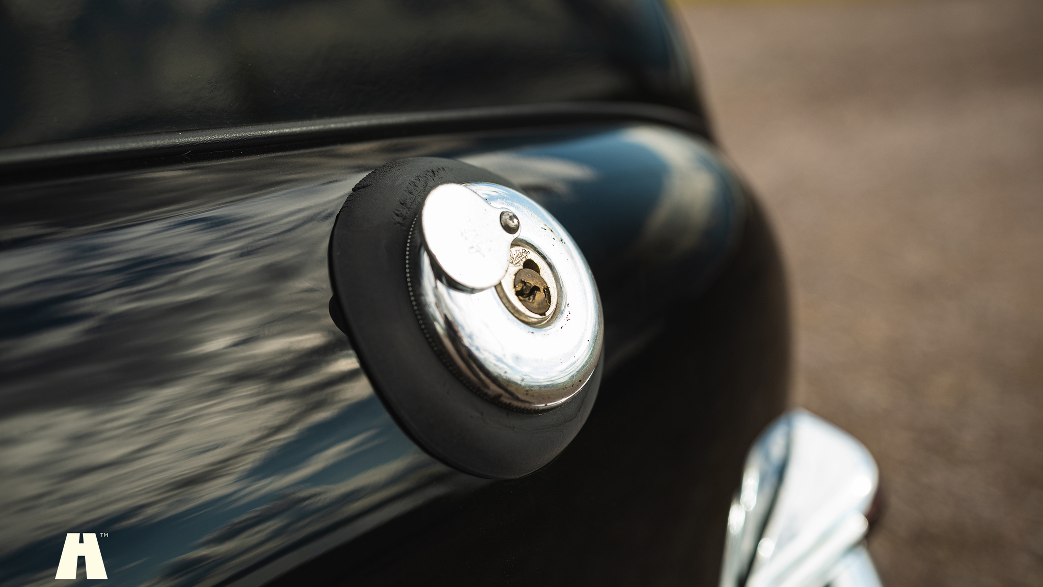 Exterior image of 1953 Volvo PV 444E