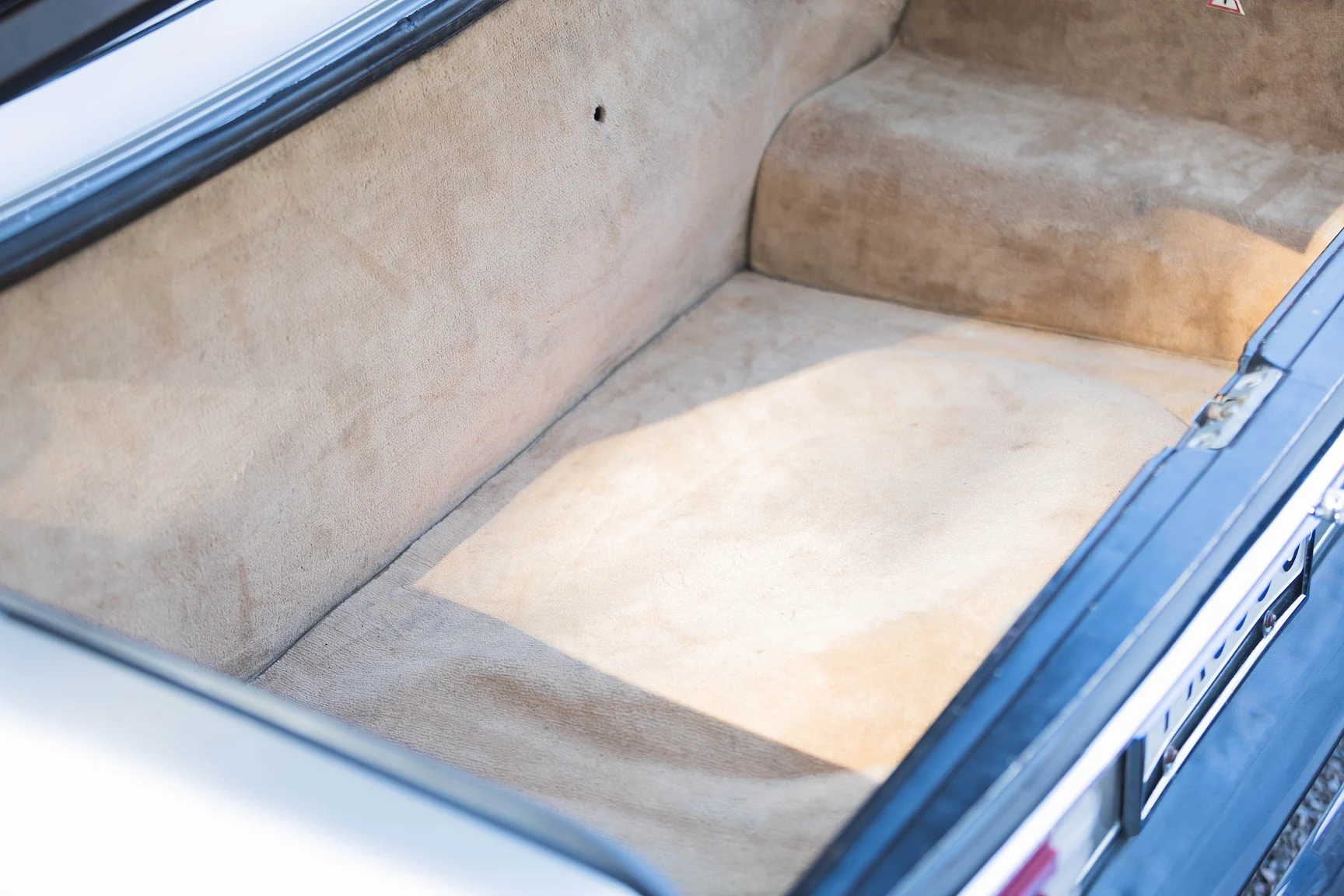 Innenraumfoto von 1980 Mercedes-Benz 450 SL  (40)