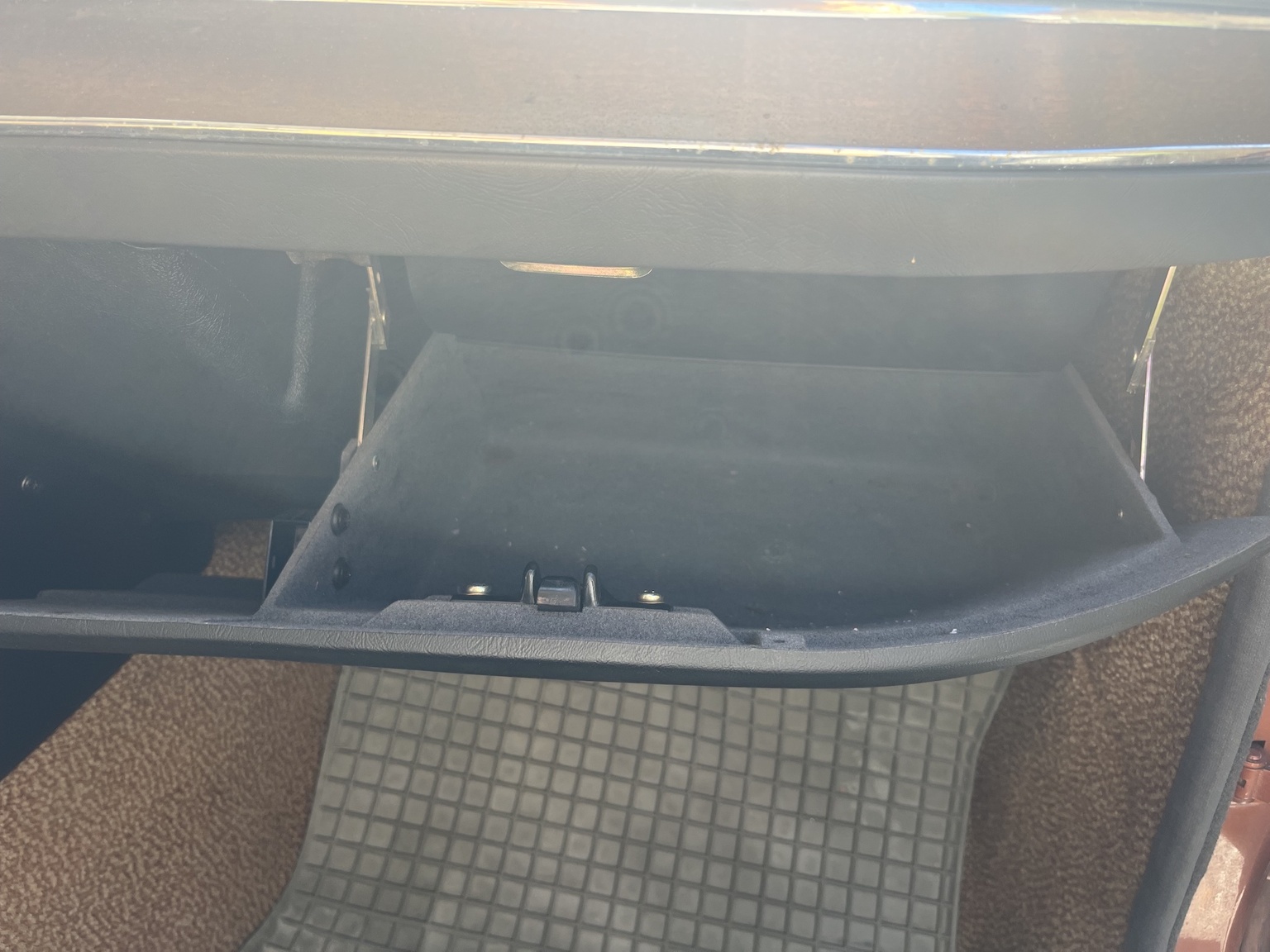 Innenraumfoto von 1977 BMW 518