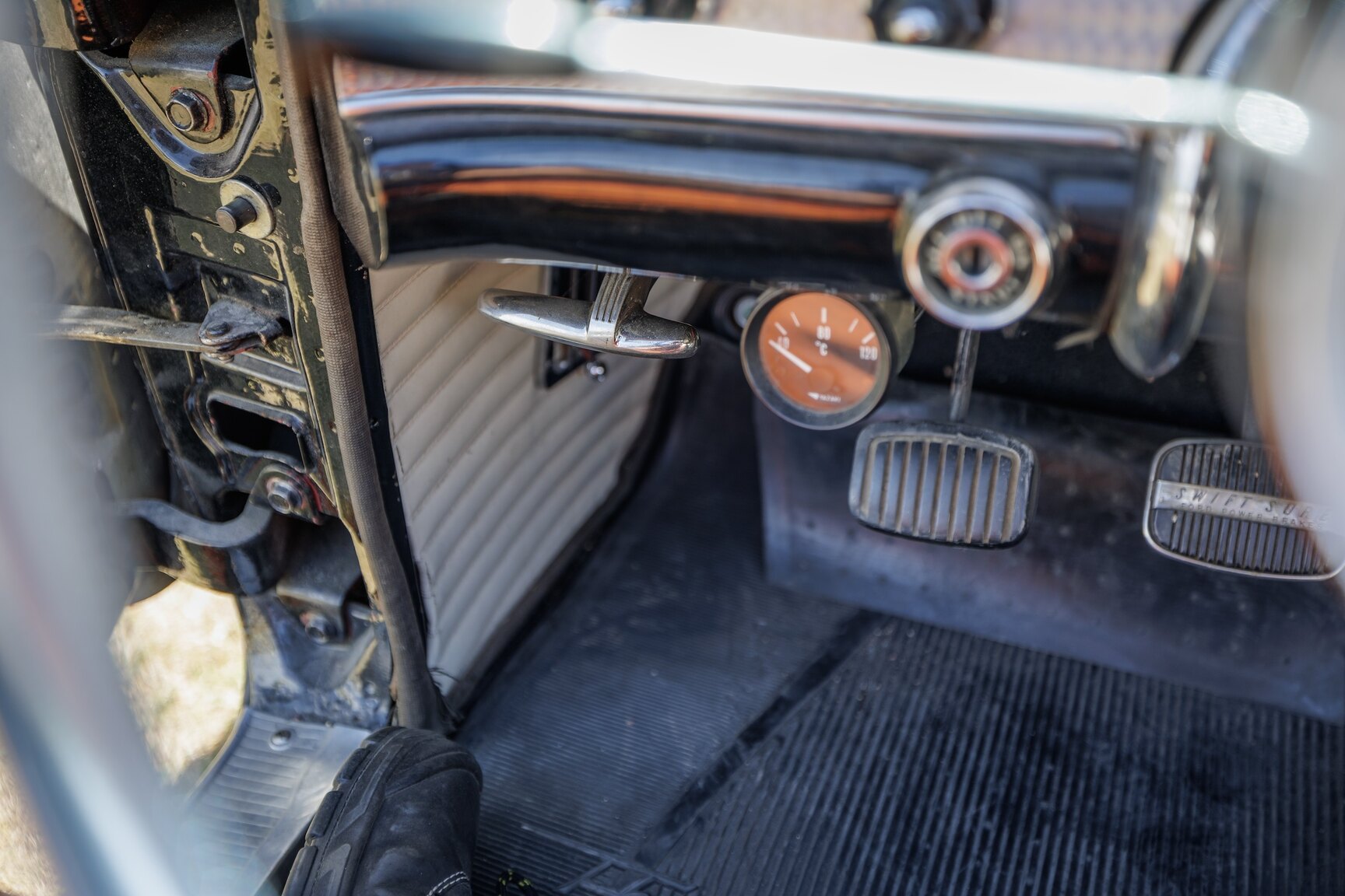 Interiörbild 1956 Ford Thunderbird