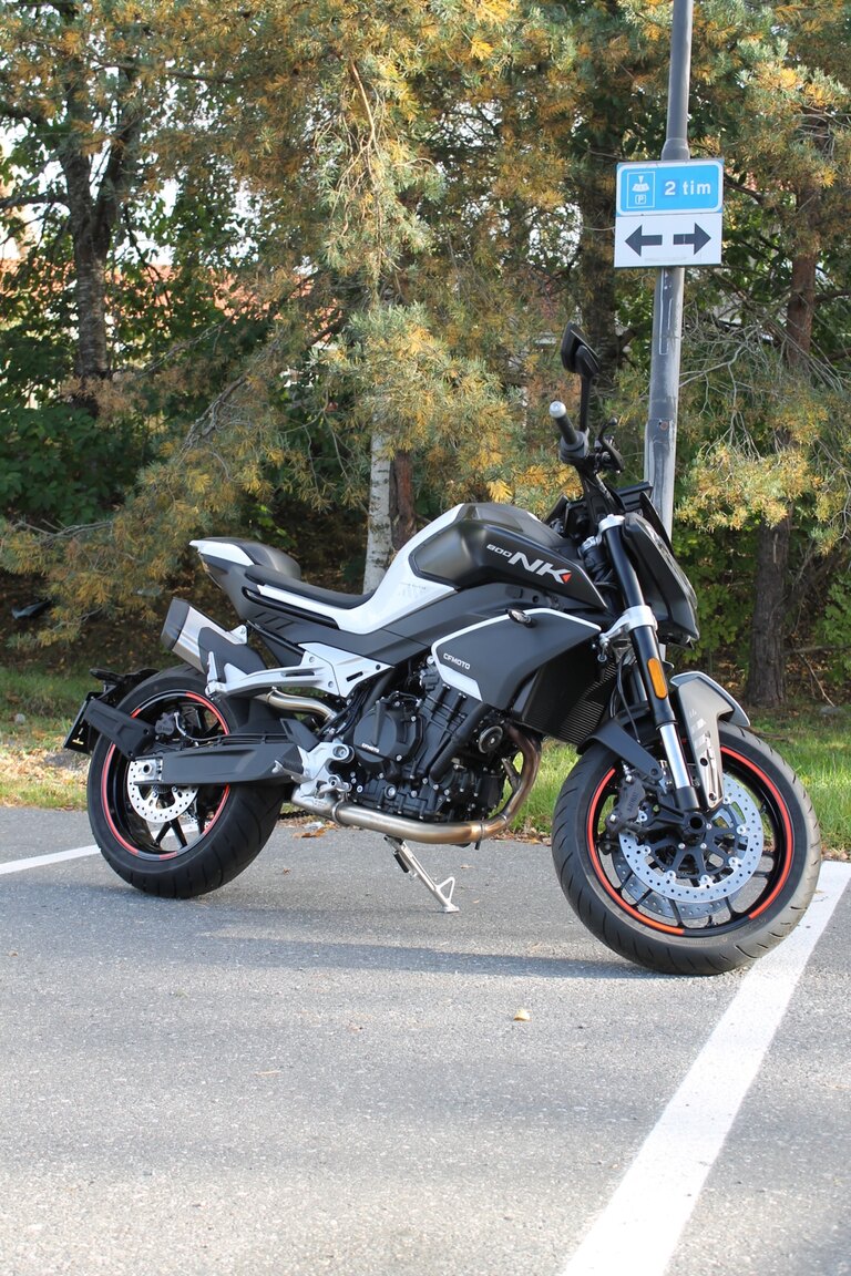 Exterior image of 2023 CFMOTO 800NK