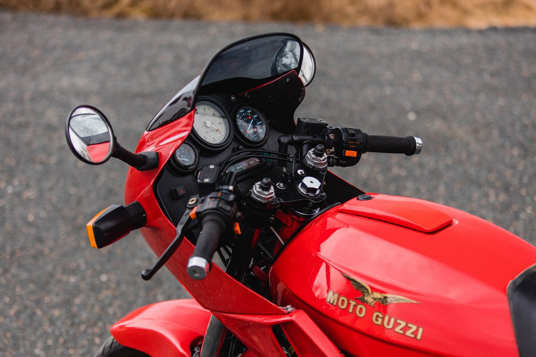 Exterior image of 1990 MOTO GUZZI LE MANS 1000