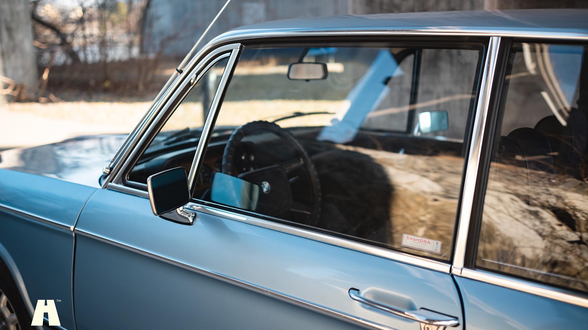 Exteriörbild på 1974 BMW 2002