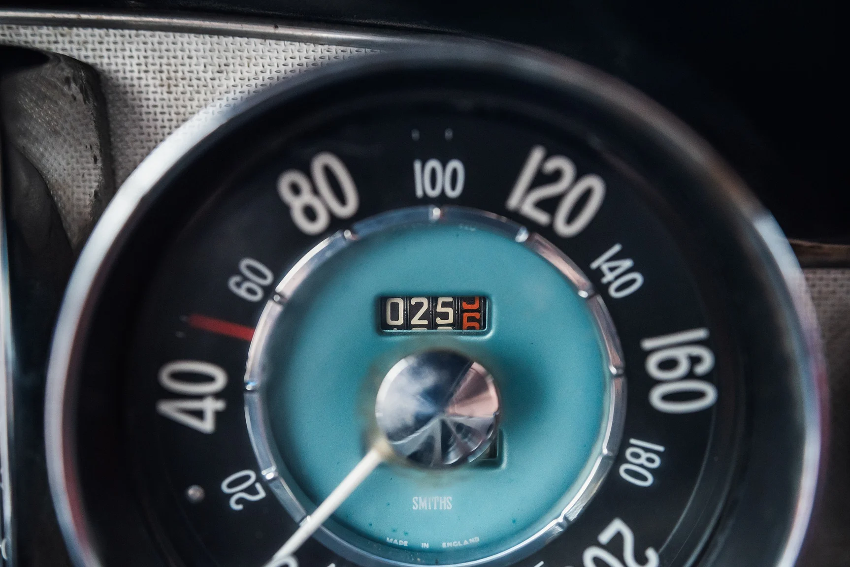 Interior image of 1964 Volvo P 1800S (27)