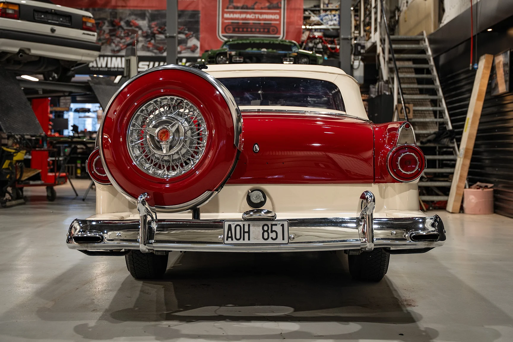 Aussenfoto 1956 Ford Fairline Sunliner V8 (7)