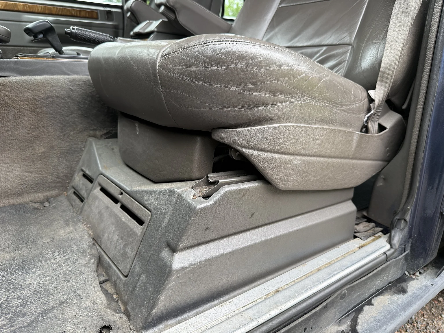 Innenraumfoto von 1990 Range Rover Vogue SE 3.9 (34)