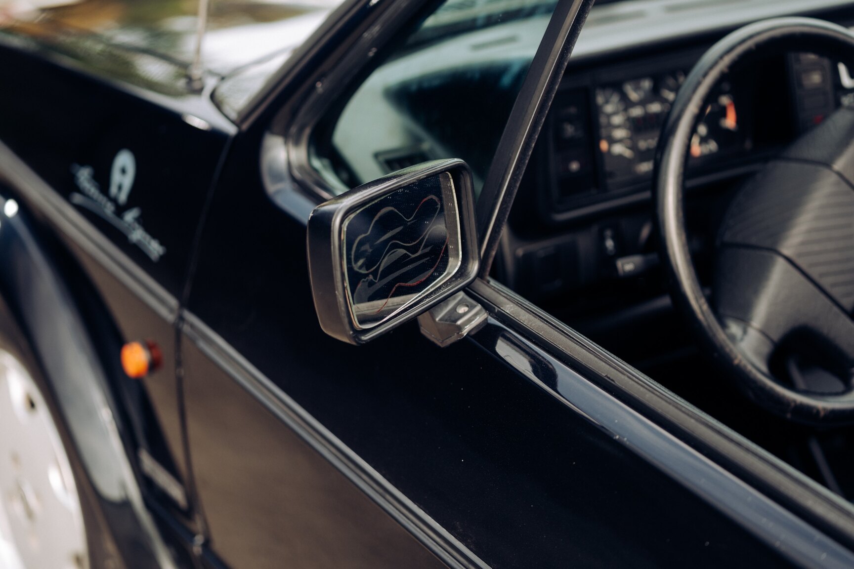 Exterior image of 1991 VW Golf Cabriolet "Etienne Aigner Edition"