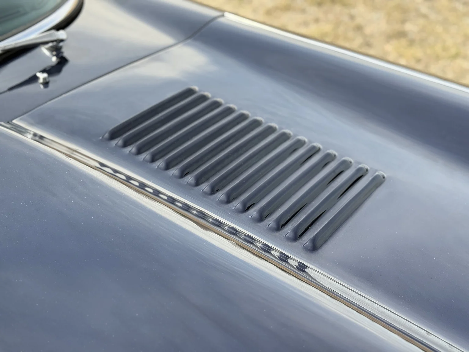 Exteriörbild på 1969 Jaguar E-Type 4.2 Coupe (71)