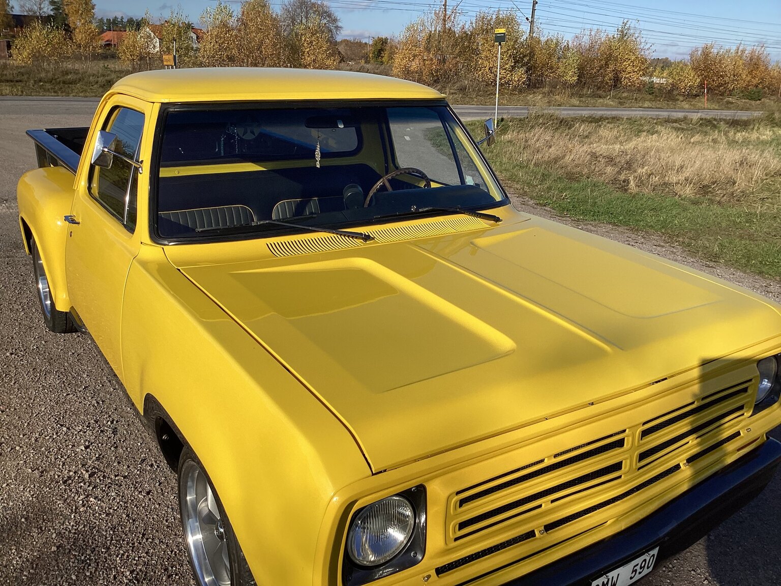 Exterior image of 1971 Dodge D100