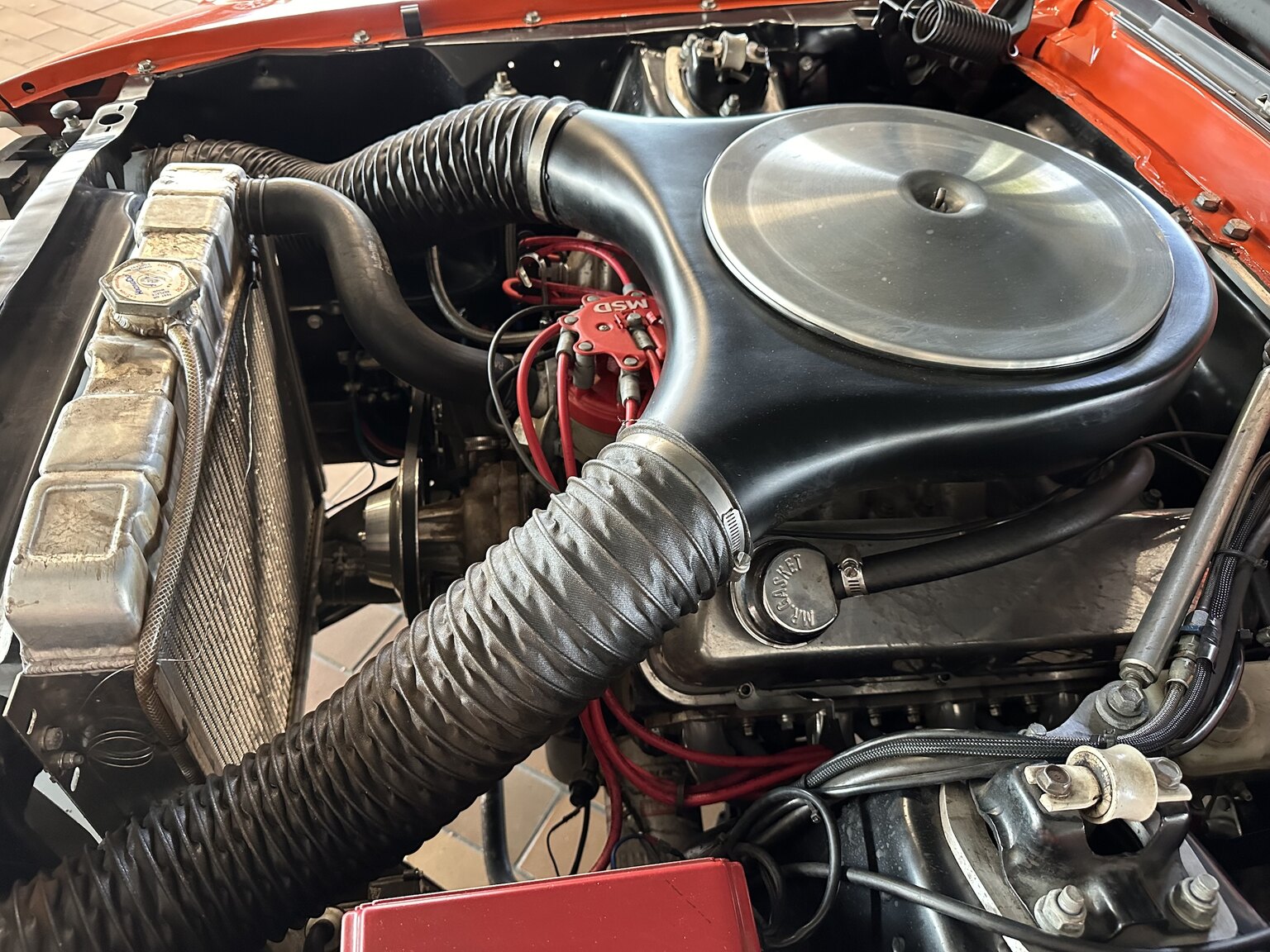 Image of 1969 Ford Mustang Fastback Boss Race Car mechanics