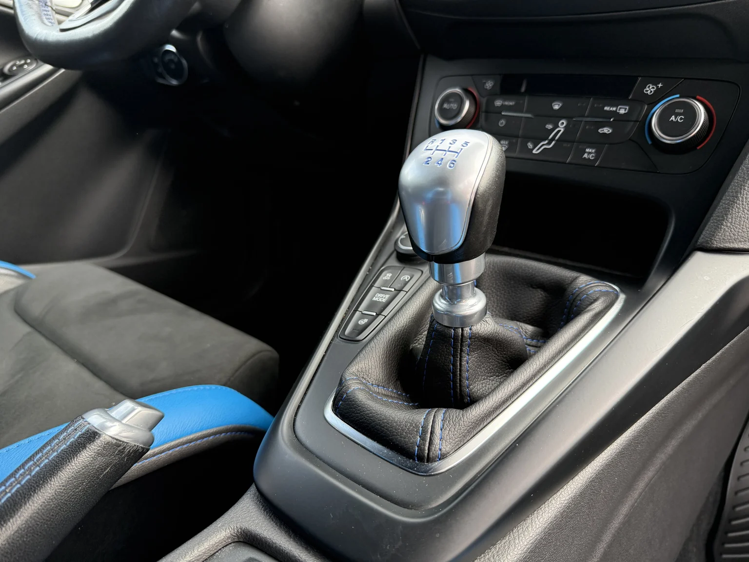 Interiörbild 2018 Ford Focus RS (52)
