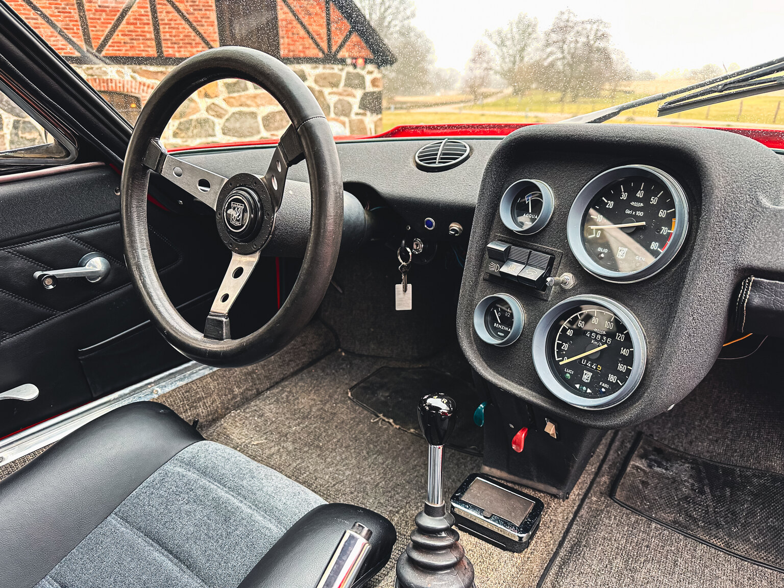 Interiörbild 1971 Fiat Lombardi Grand Prix 850