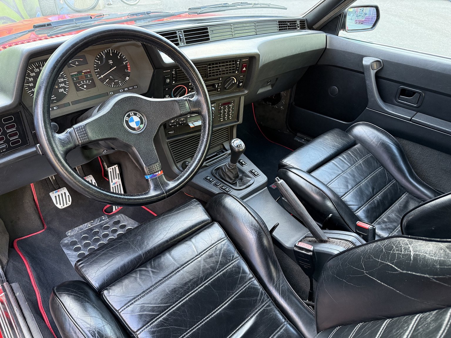 Interiörbild 1984 BMW 635CSi