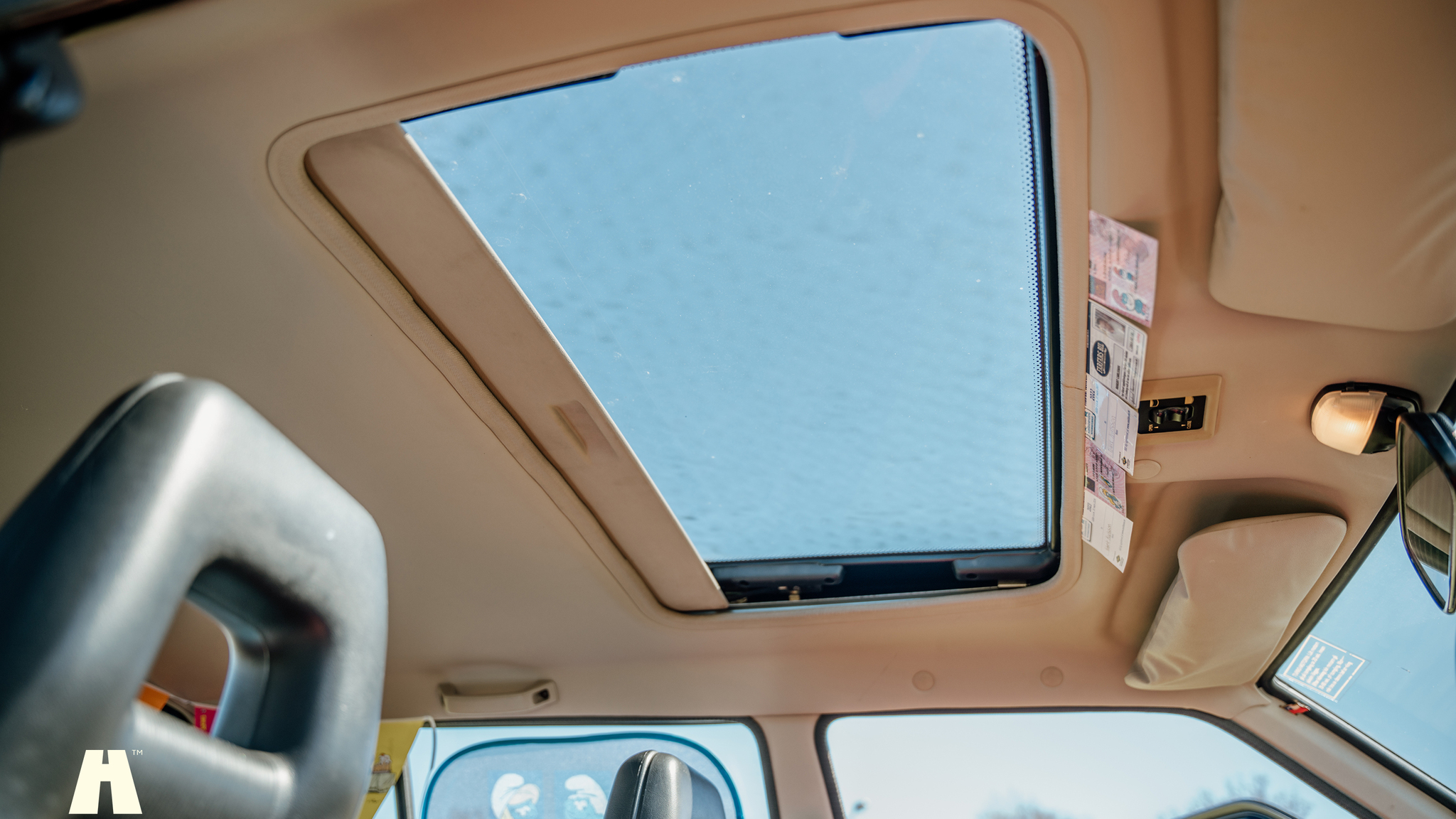 Interior image of 1986 Daihatsu Charade Turbo