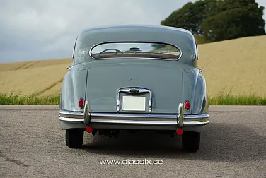 #<Image:0x00007fe2d3058710>